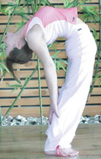 挑战抻拉极限 拔出坚挺双峰