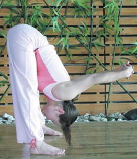 挑战抻拉极限 拔出坚挺双峰