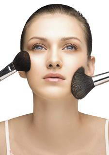 3个小绝招 轻松告别眼周斑点