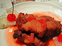 草莓排骨的做法