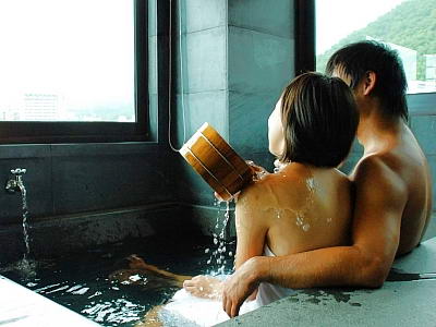 冬天泡温泉的八不宜和十二个注意