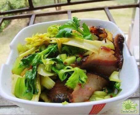 美味芹菜腊肉