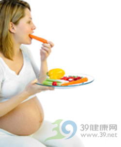 对付妊娠纹 少吃多按摩(图)