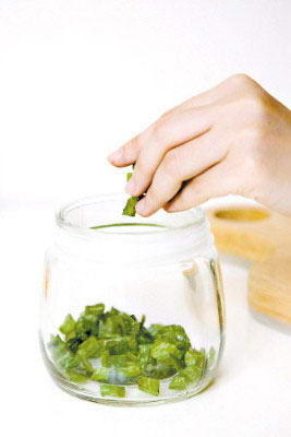 民间盛传！八款排毒祛痘面膜DIY