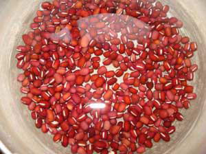 民间盛传！八款排毒祛痘面膜DIY