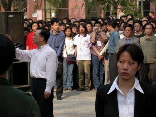 揭秘前中南海第一女保镖的传奇人生 曾当选北京小姐