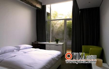 点击图片进入下一页