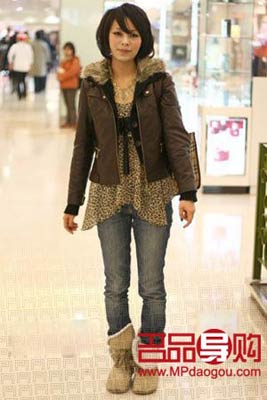 豹纹雪纺吊带是每一季都会流行的单品