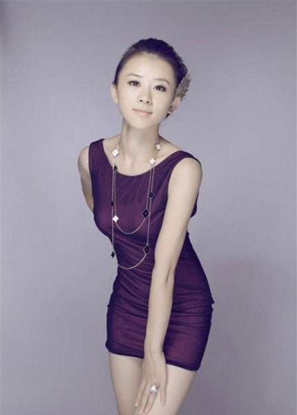 北京美女主播自爆被国家档案局前高官包养四年照片图片