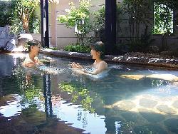 龙脉温泉度假村_今冬泡泉往何方——京郊小资温泉地图