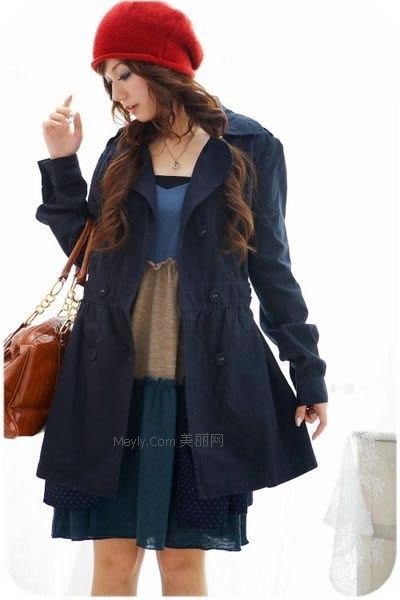 寒冬俏皮女孩保暖混搭