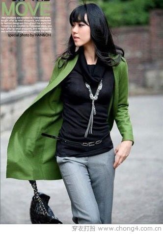 色彩外套点亮冬日搭配(图)