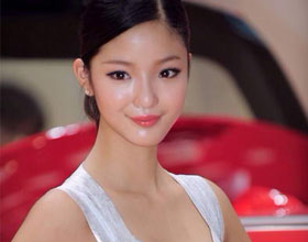 模特之星冠军欧阳静的资料背景和生活照