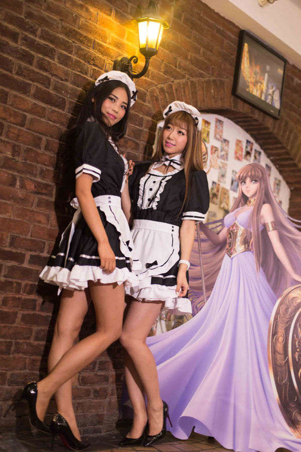 北京圣斗士餐厅雅典娜女神成服务员