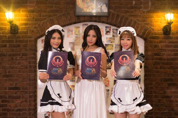 北京圣斗士餐厅雅典娜女神成服务员