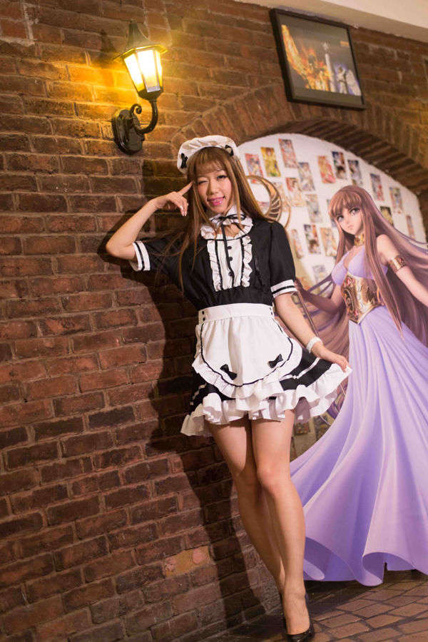 北京圣斗士餐厅雅典娜女神成服务员