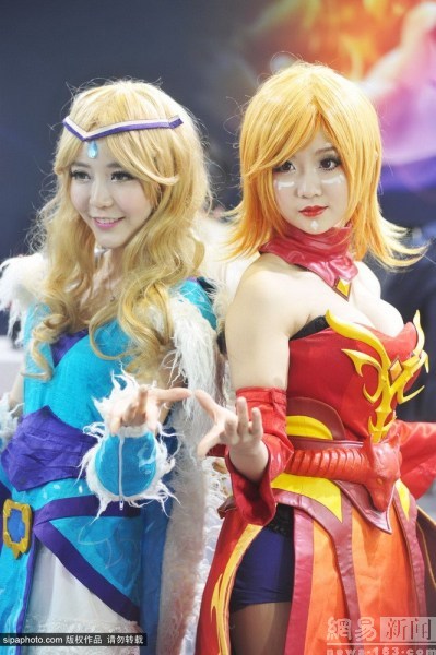 北京动漫展现场性感火辣showgirl