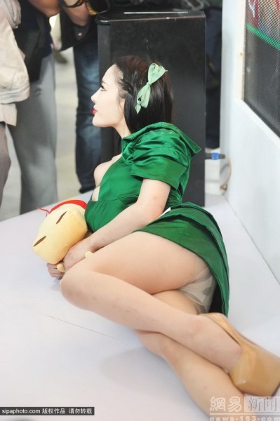 北京动漫展现场性感火辣showgirl