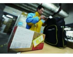 北京顾客零点抢购手机 20多分钟即送货上门