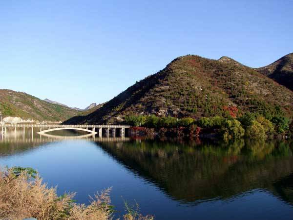 轻装游北京湖光山色 人少景美爽身心！