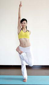 夏日丰胸 五招增“峰”景