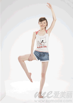 对付XO腿 每天10分钟双腿操