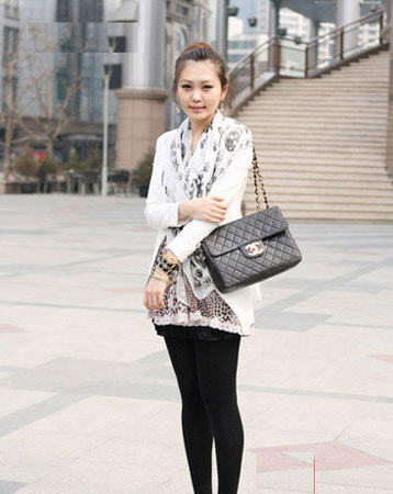 格外显眼的Chanel(化妆品，手袋)手袋