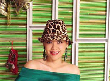 京城名媛赵欣瑜秀奢华衣柜鞋柜