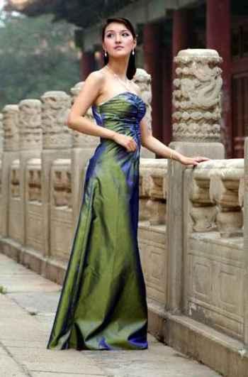 全世界美女没事你就偷着看吧