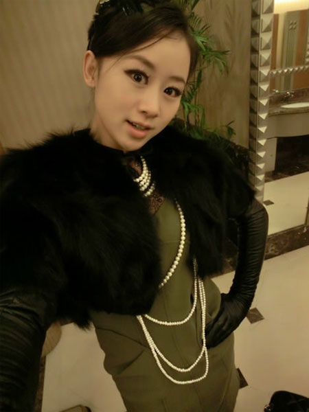 北京美女主播自爆被国家档案局前高官包养四年照片图片