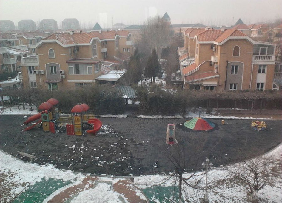 名都园别墅就北京而言，从上世纪90年代的方庄、亚运村、望京到后来的中关村，从丽京花园别墅、紫玉山庄、名都园别墅到后来的贡院六号、银泰中心、昆仑公寓，如今，在“一山、两河、三线、四高”的分布之势下，更是有着数百个别墅项目，总建筑面积超过1000万平方米。