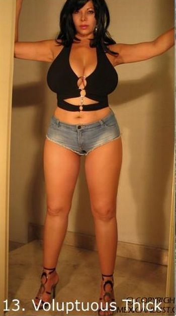 外国MM真人照片演示女人身材的21种风采