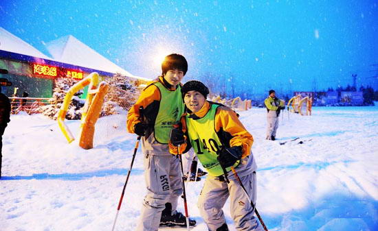 北京军都山滑雪场 北京军都山滑雪场